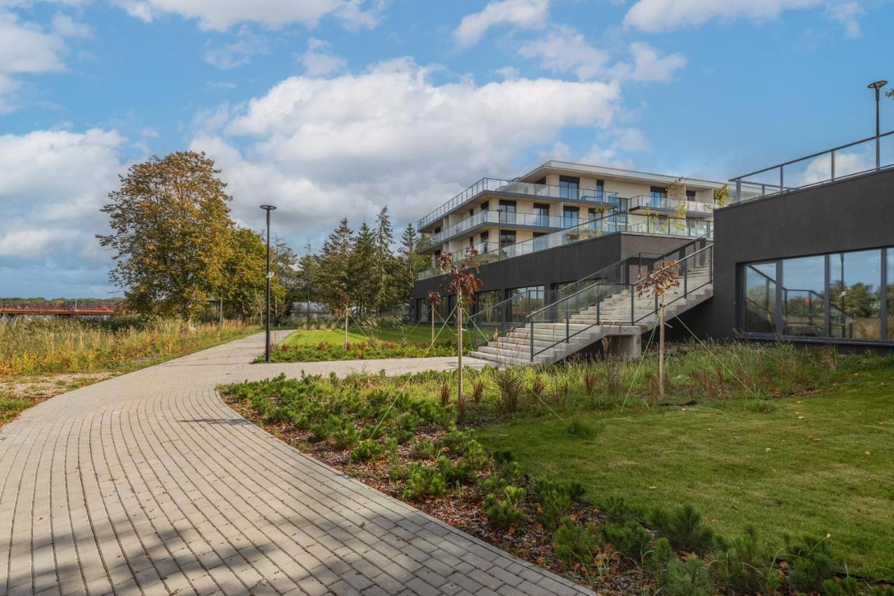 Wellness Resort Apartments Dziwnow Riverfront By Noclegi Renters Екстер'єр фото